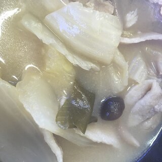 豚バラと白菜とネギとしめじのスープ煮